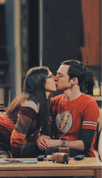 Frazada Tbbt Sheldon Y Amy Besandose Liso