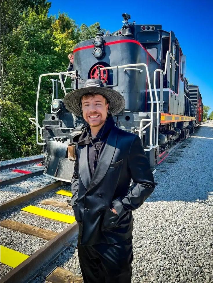 Frazada Mr Beast Con Un Tren Liso